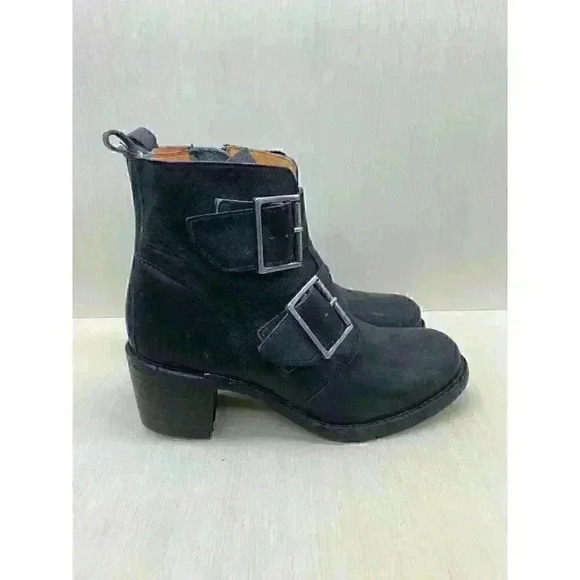 Frye Sabrina Women’s Black Distressed Leather Double Buckle Ankle Boots Size US - Picture 7 of 10